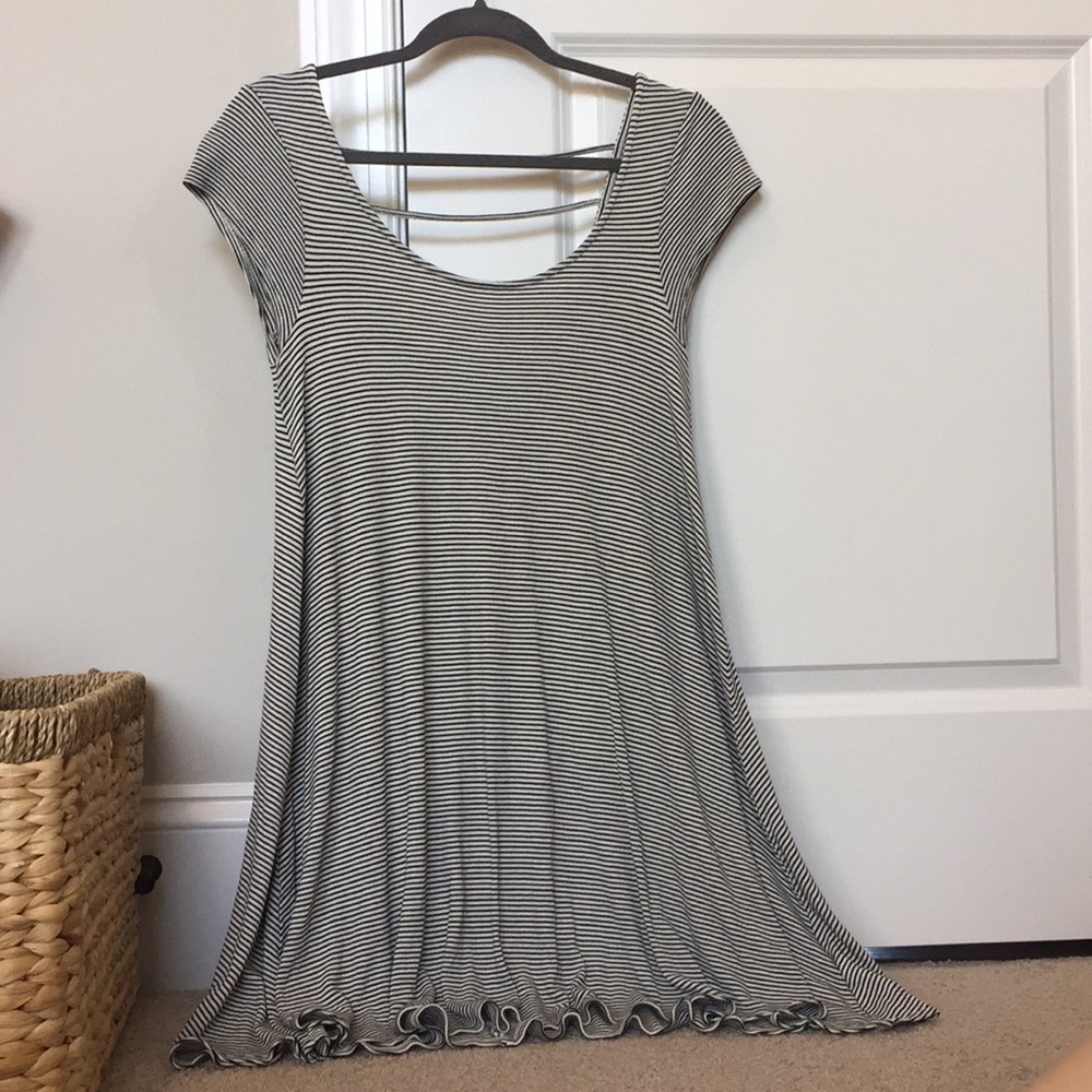 American Eagle flowy sun dress